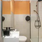 Onefam Paralelo Vandrerhjem